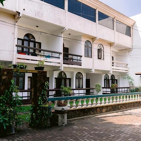 Romantic Garden Hotel 尼甘布 外观 照片