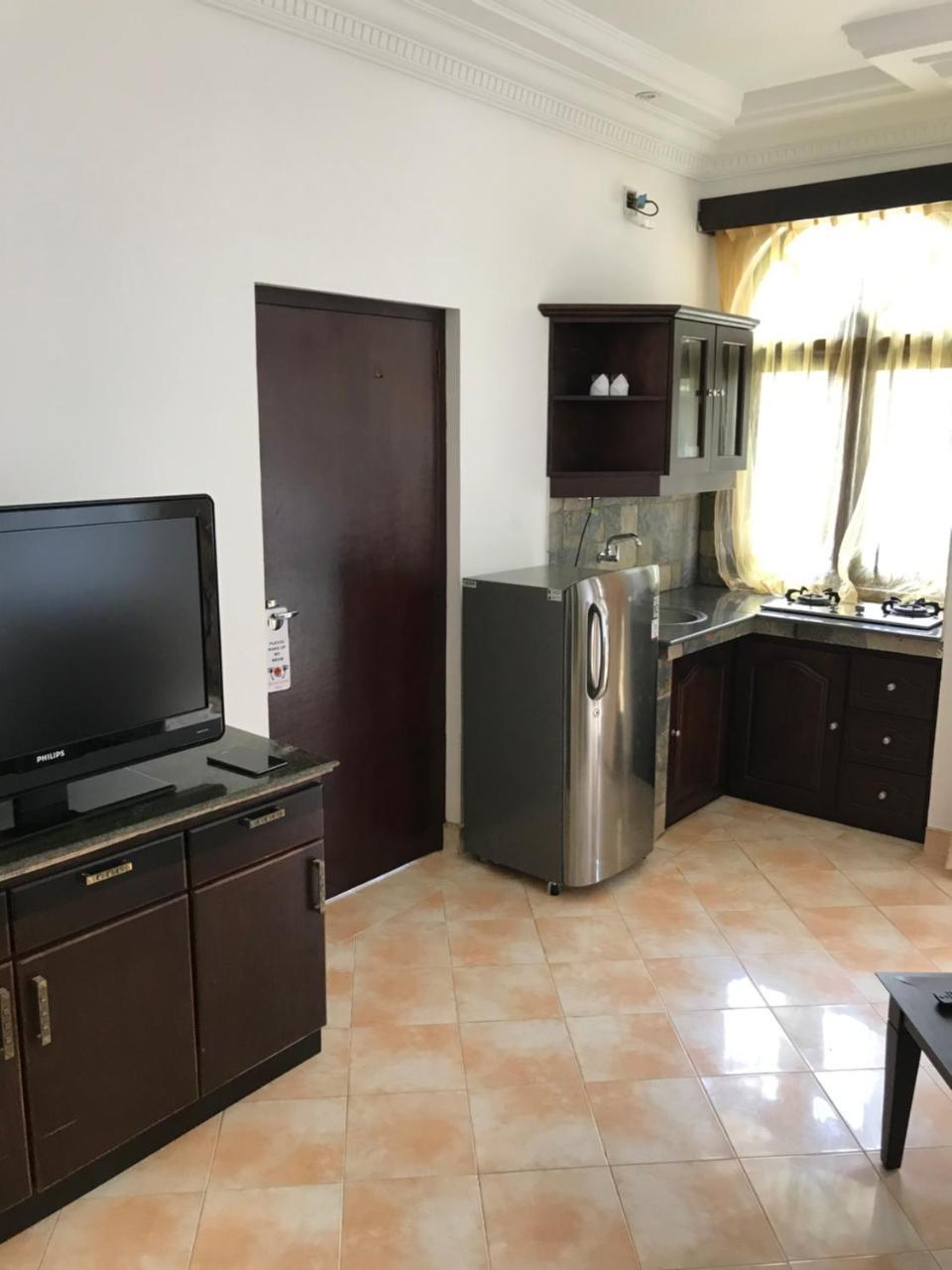 Romantic Garden Hotel 尼甘布 外观 照片